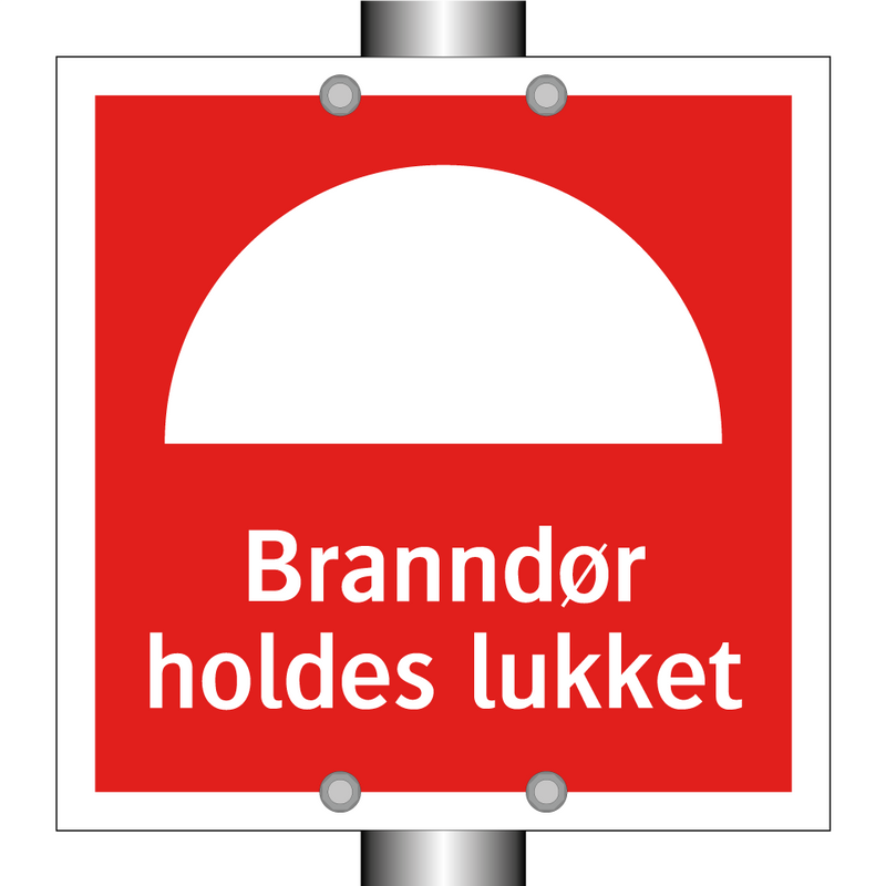 Branndør holdes lukket